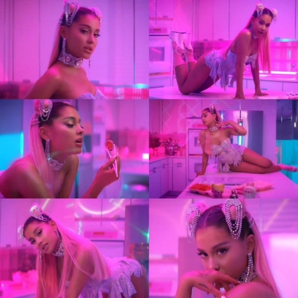 Ariana Grande 7 Rings Doll - Picture 10 of 10